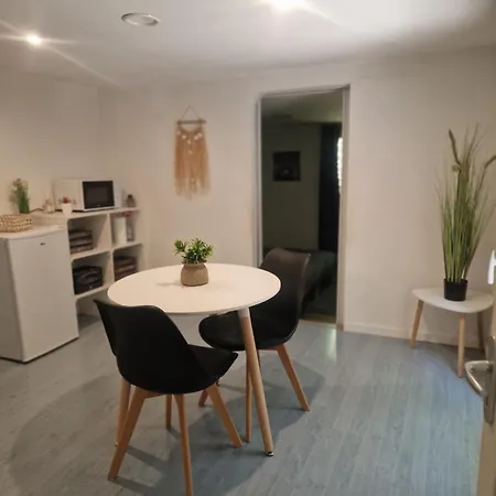 Petit Dejeuner Compris Alloggio in famiglia Fréjus